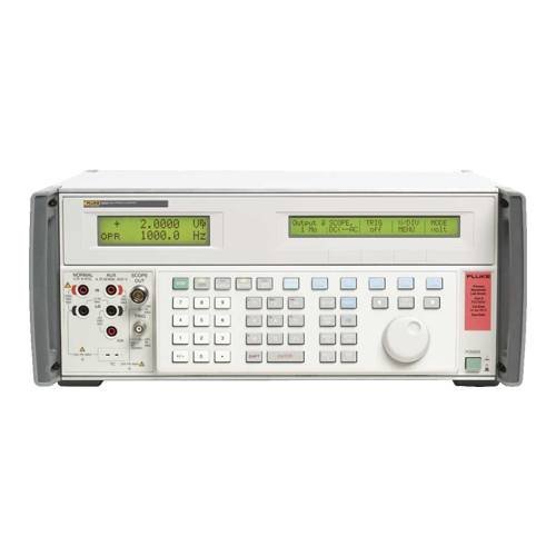 Калибратор для нескольких приборов Fluke 5502A/3 240
